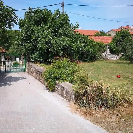 Апартаменты Stunning In With Wifi Пула